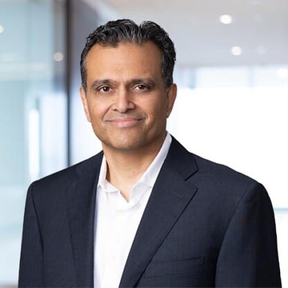 Shaalu Mehra headshot.