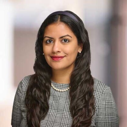 Jasmine Esmailbegui headshot.